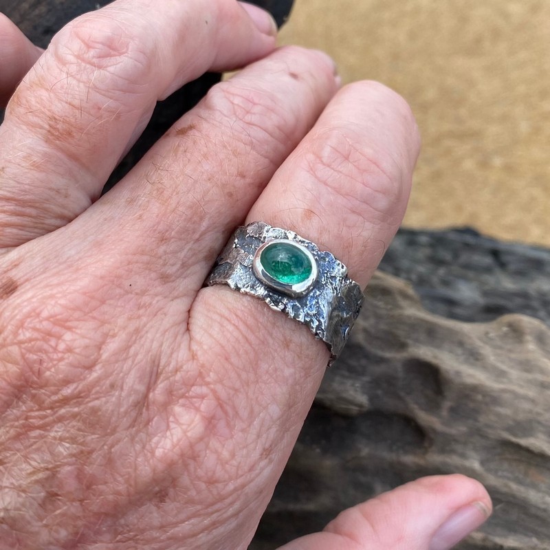 emerald ring