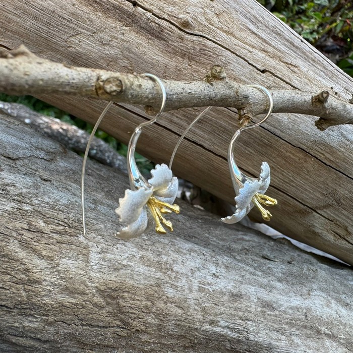 flower earrings