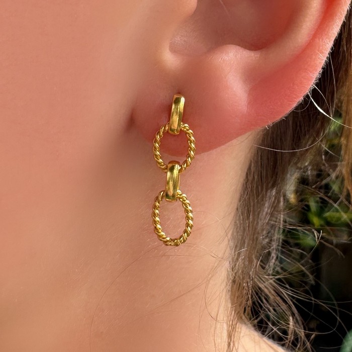 gold earrings