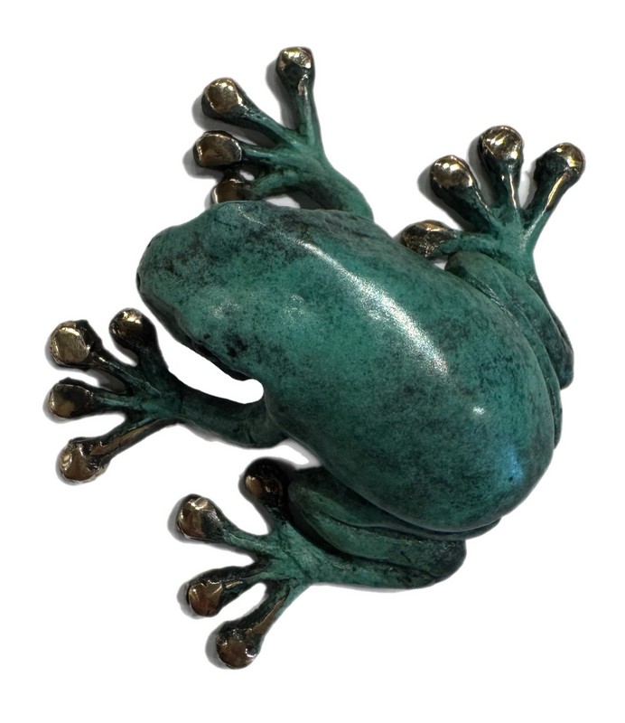 bronze frog sculpture