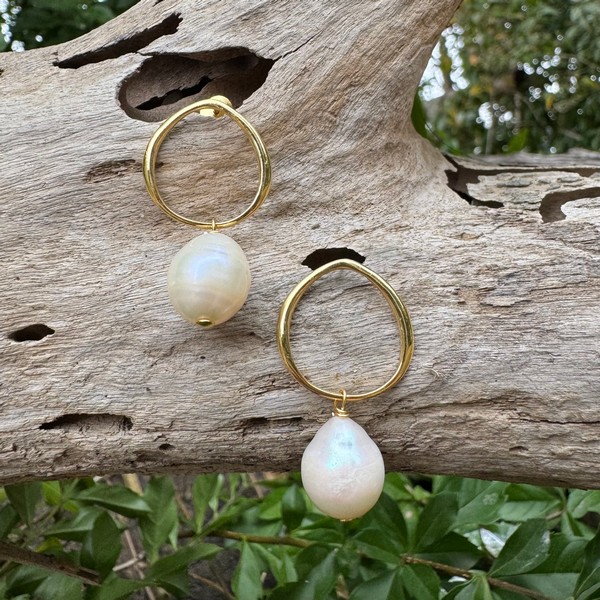 pearl earrings