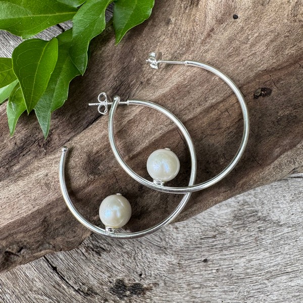 pearl earrings