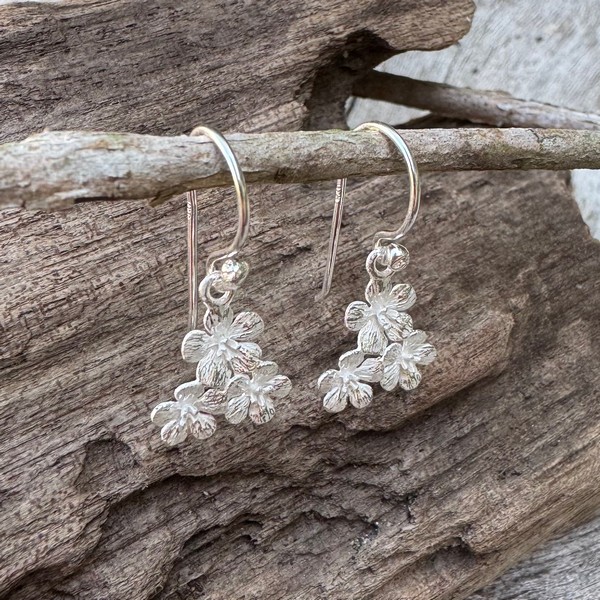 flower earrings